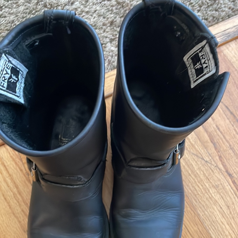 Fry boots - Picture 3 of 8